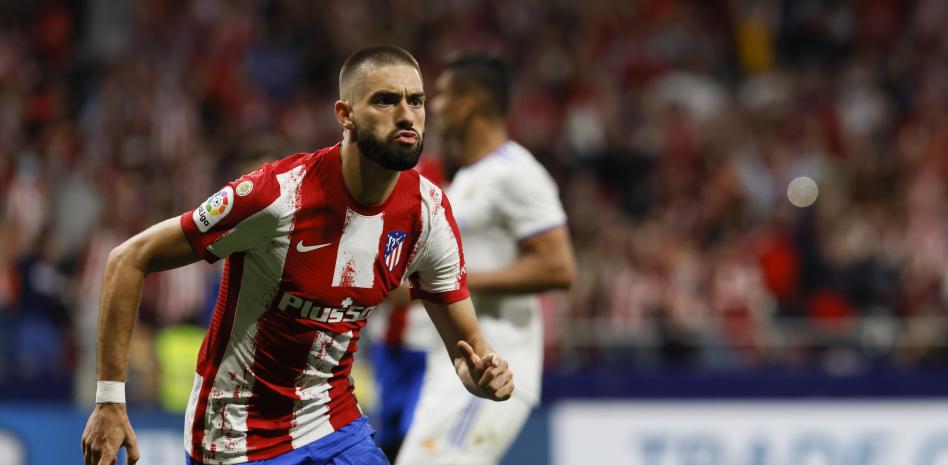 Carrasco saca la cabeza en la sequía del Atlético